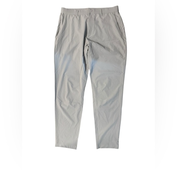 Fabletics Pants Men's Size 35 x 34 Gray Golf Lightweight Stretch Chino Gorpcore - Picture 2 of 12